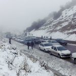 ‌تردد روان در کندوان و ترافیک سنگین در هراز‌/ برف و باران در همه محورهای تهران-شمال